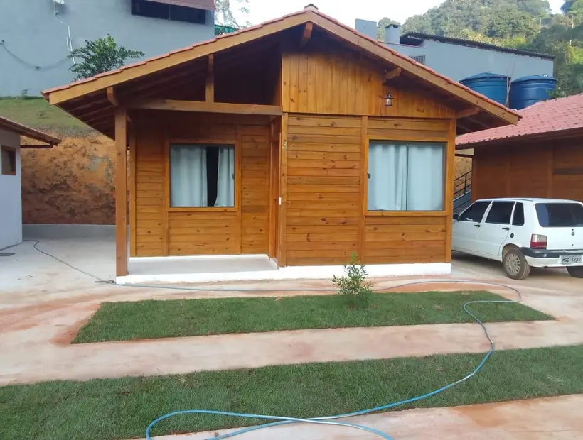 Casas de madeira para pousadas no ES: o que torna o projeto atrativo