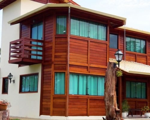 Duplex Casas Pré - Casas de Madeira – Bom Jesus do Itabapoana RJ – 110 m²