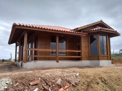 Casa de Madeira - Mogi das Cruzes-SP – 89 m²